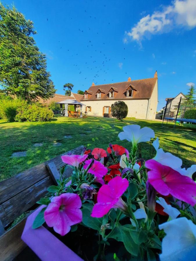 מלון Montreuil-en-Touraine La Maison Genevier - Chambre La Family מראה חיצוני תמונה